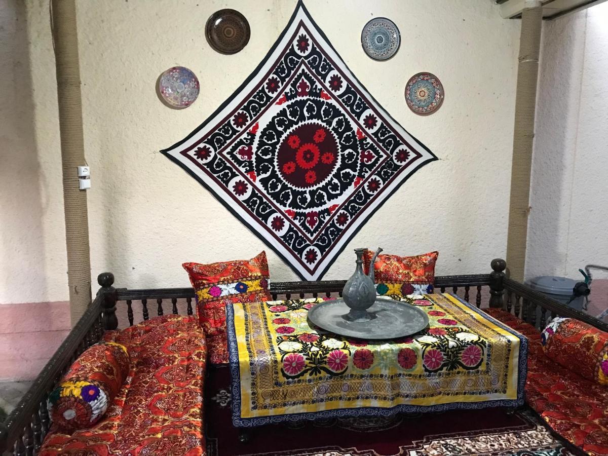 Guest House Han Samarkand Esterno foto